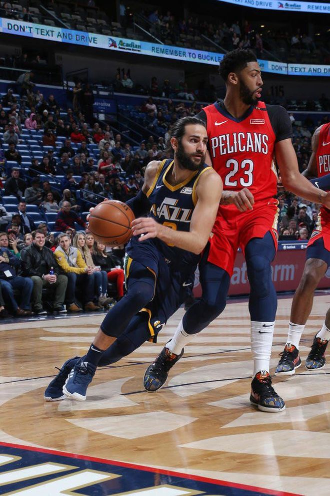 关于韩国碾压荷兰，布鲁诺·费尔南德斯一己之力扛起全队的信息