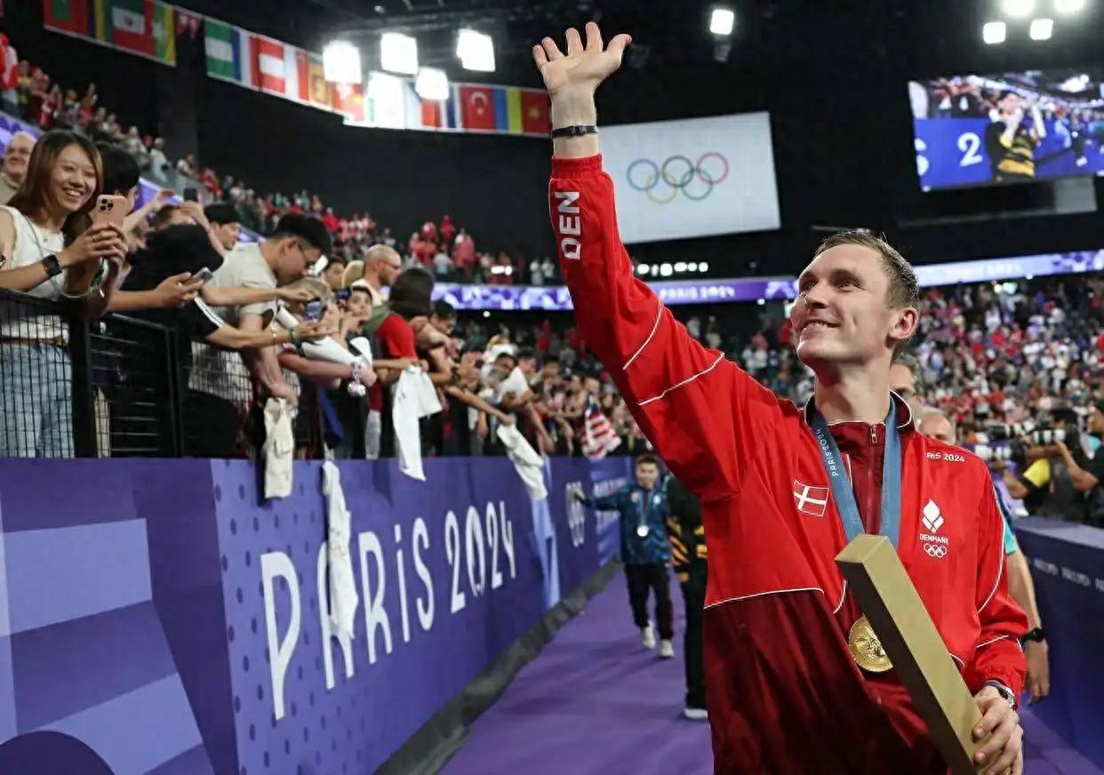 包含韩国羽毛球队险胜英格兰羽毛球队，安赛龙送出助攻的词条