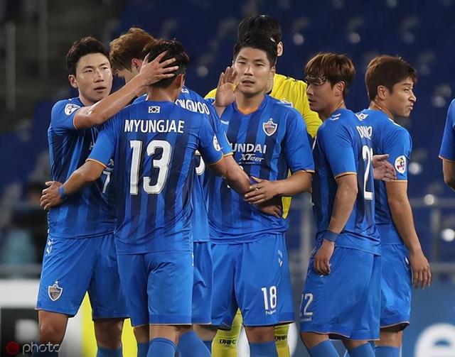 FNC险胜EG,Rascal送出助攻 FNC险胜EG,Rascal送出助攻