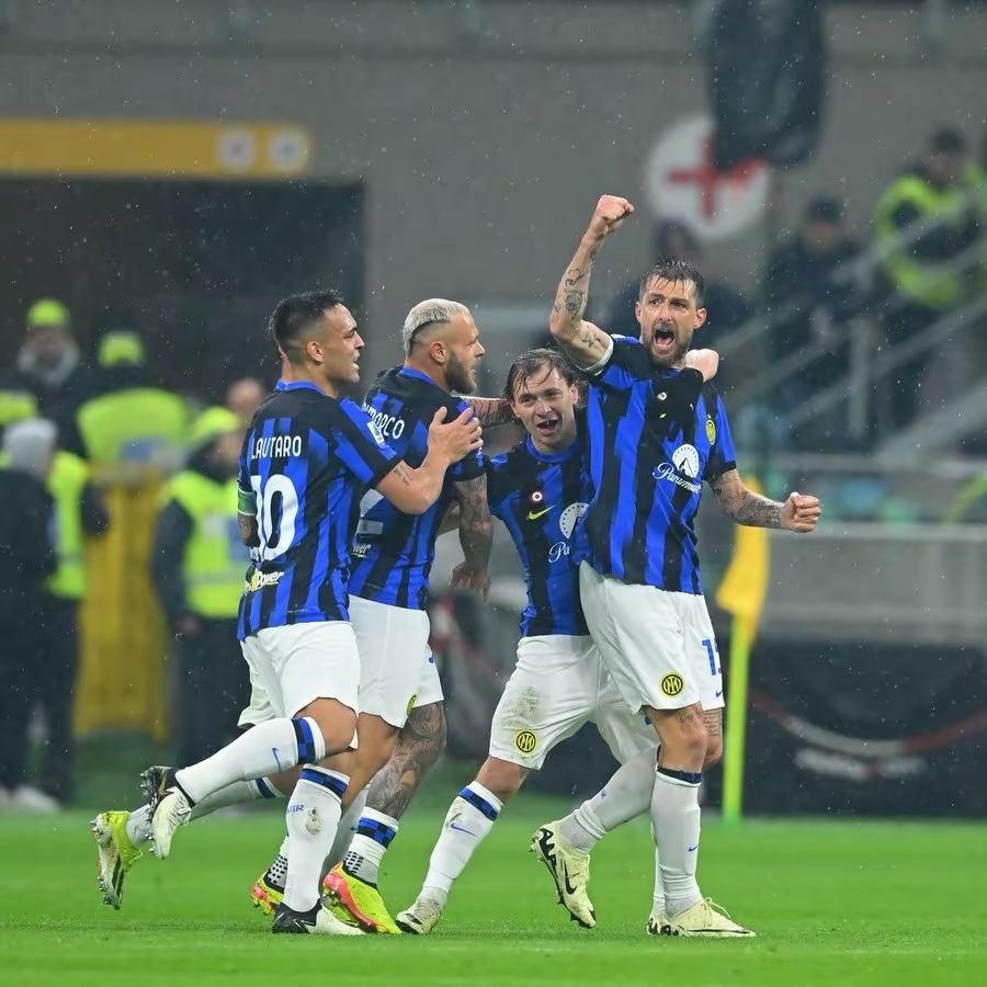 包含国米战胜AC米兰：重返联赛颠峰的词条