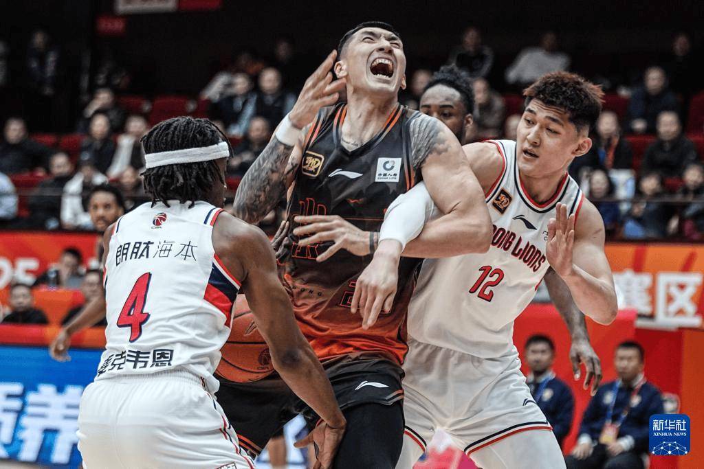 关于CBA比赛中球队遭遇困局寻求突破的信息 关于CBA比赛中球队遭遇困局寻求突破的信息