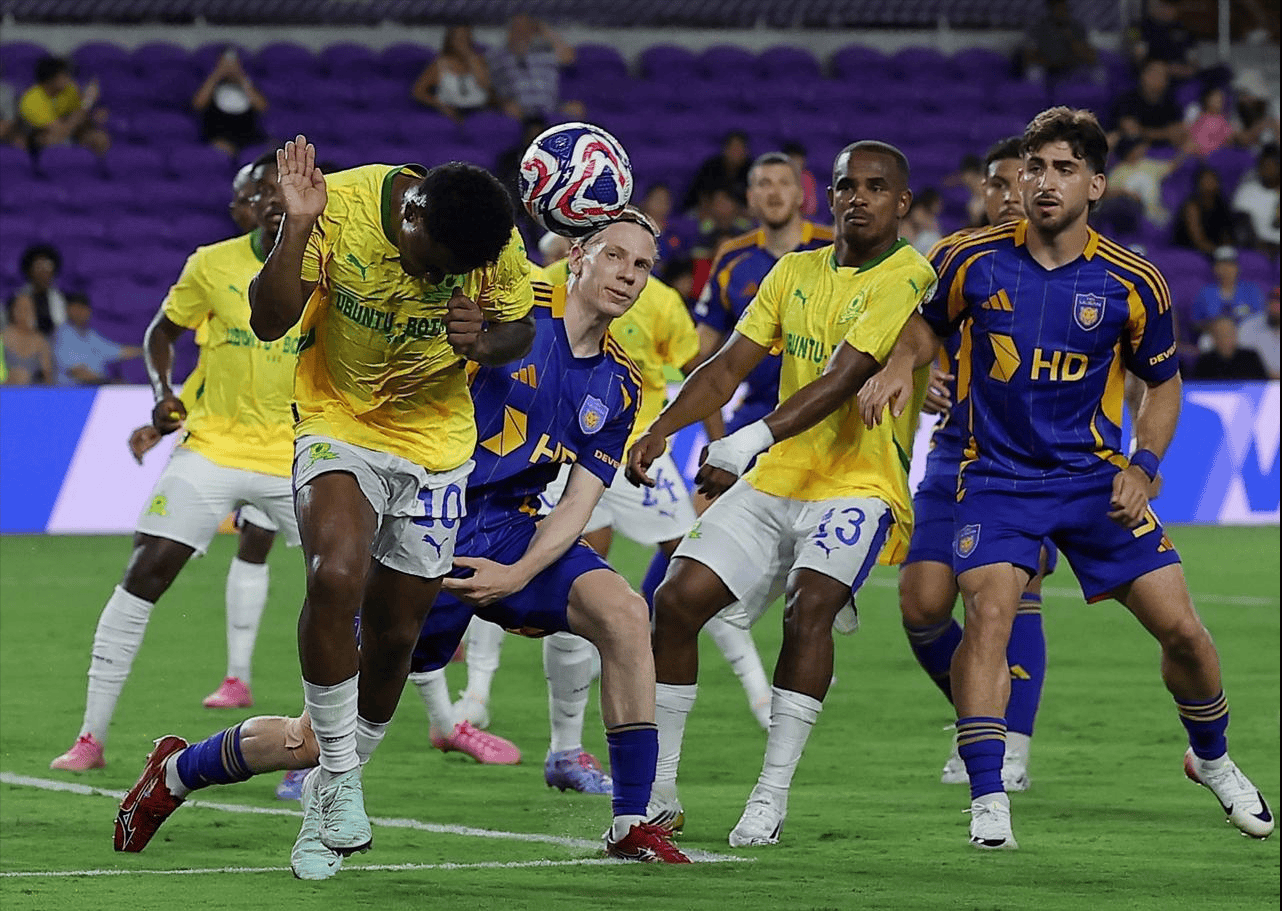 开云体育直播-惊心动魄！顶级亚洲球队争夺冠军的简单介绍