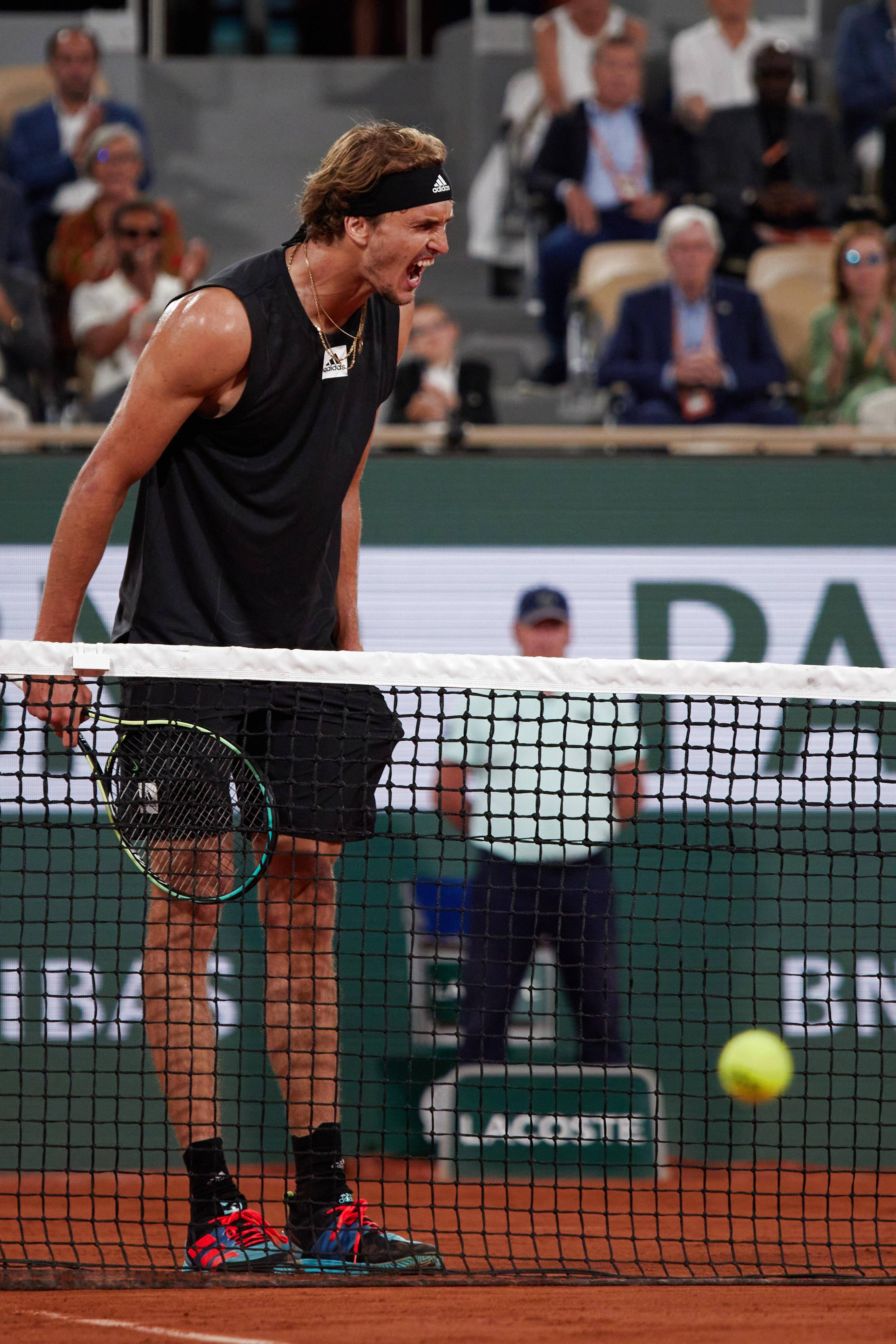 法国网球队翻盘德国网球队,兹维列夫高光表现的简单介绍 法国网球队翻盘德国网球队,兹维列夫高光表现的简单介绍