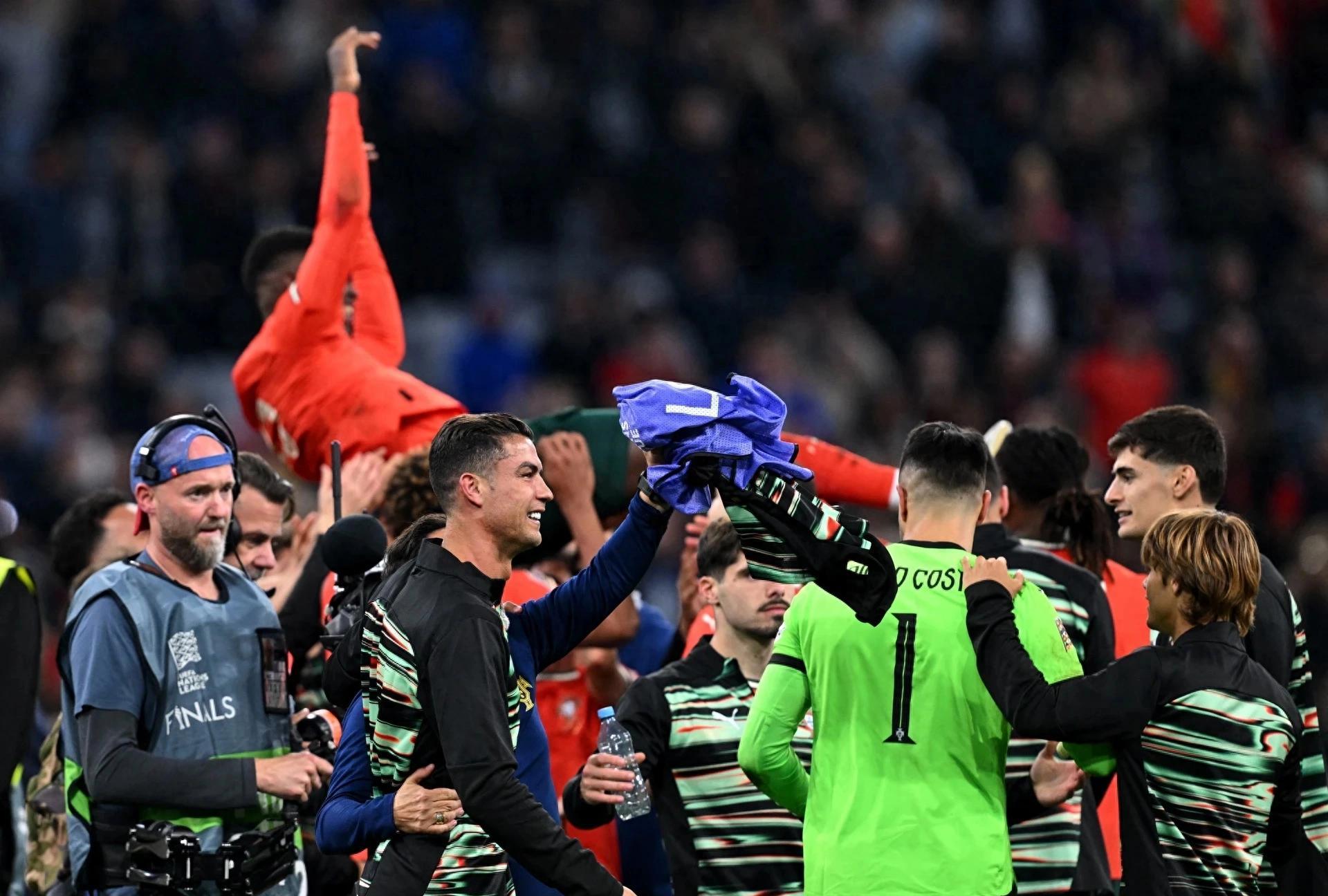 关于德国迎战葡萄牙,一场硬仗在等待着他们的信息 关于德国迎战葡萄牙,一场硬仗在等待着他们的信息