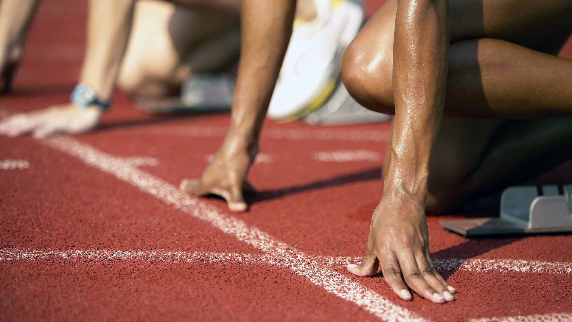 双城记，马刺式坚韧淘汰北京，杰伦·格林东决接管定义新时代